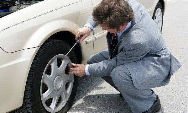 A Step-by-Step Guide to Installing New Hubcaps on Your Car